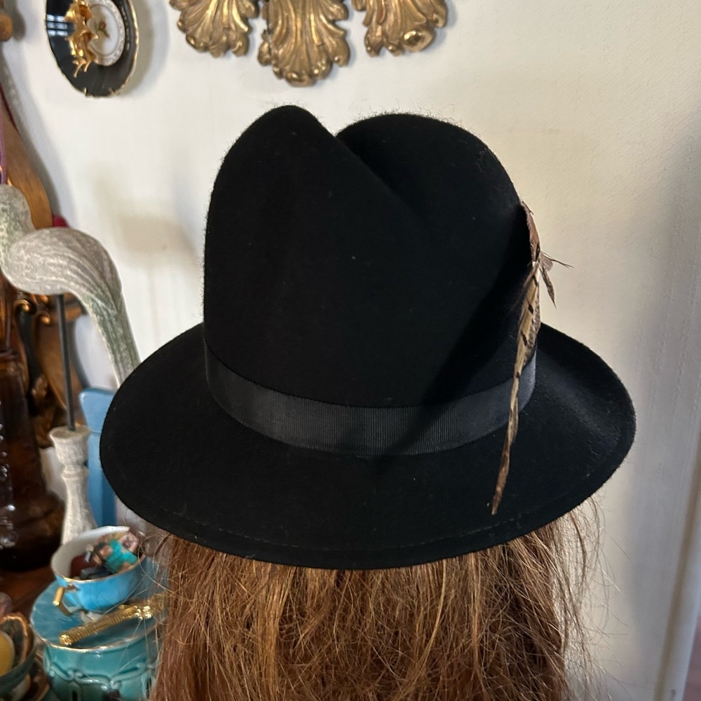 Vintage Black Wool Hat w Feather Embellishment - Picture 8 of 14